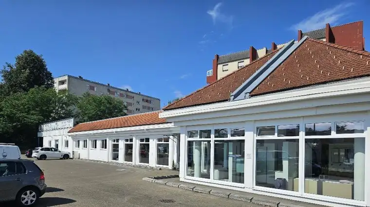 Knittelfeld: Betriebsobjekt - Ausstellungsraum, Büro und Lager ca. 1.000 m² - zu mieten