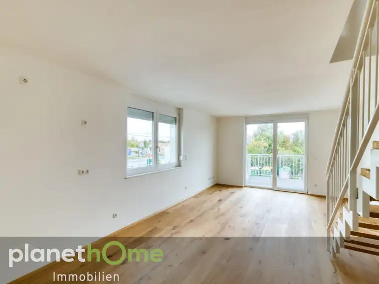 Moderner Erstbezug mit Balkon!