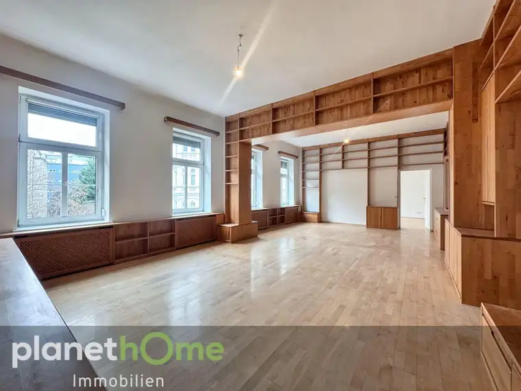 170 m² Altbau-Glück – ideal für Familien, WGs oder Kreative!