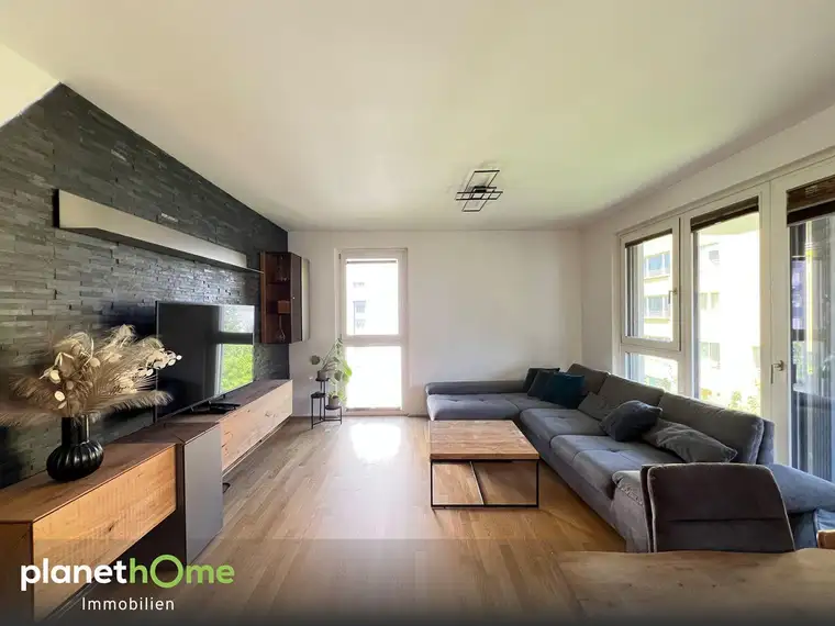 Rarität! Moderne Wohnung mit 2 Bäder/4 Zimmer/Balkon/Garage in U6 Nähe!