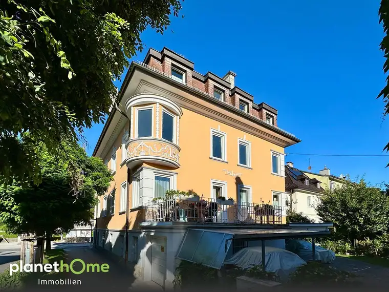Altbauwohnung mit Terrasse für Vorstadt-Liebhaber am Mayburger-Kai