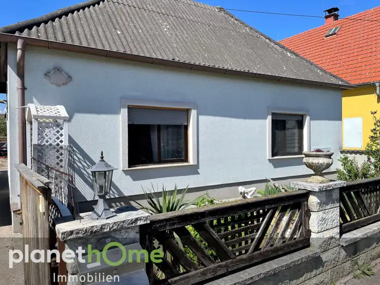 Gepflegter Bungalow : Wohnen auf einer Ebene