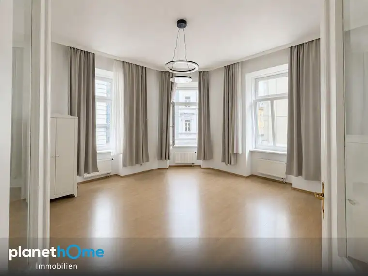 Bezaubernde 2-Zimmer-Wohnung mit Altbauflair Nähe Kutschkermarkt