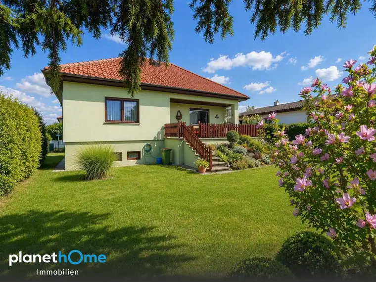 Chill &amp; Grill in Schönkirchen-Reyersdorf - Charmanter Bungalow im Grünen