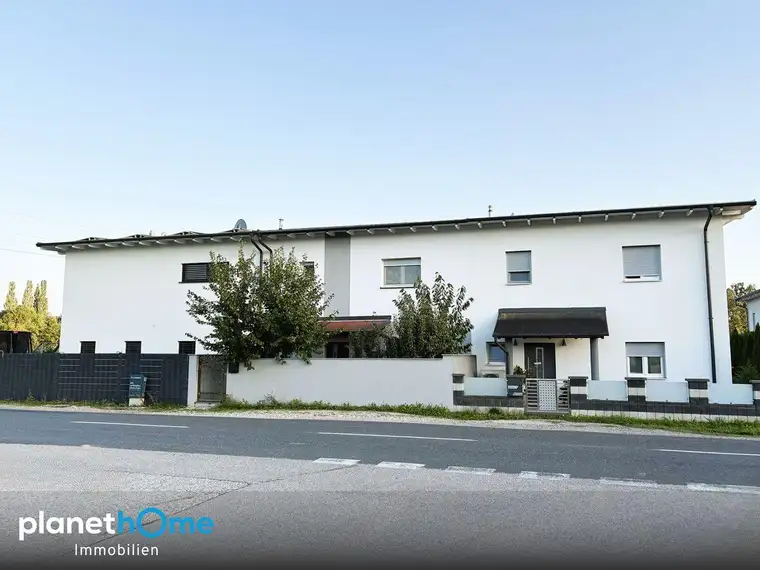 Leistbarer Familientraum – modernes Reihenhaus mit Pool im Wohnungseigentum