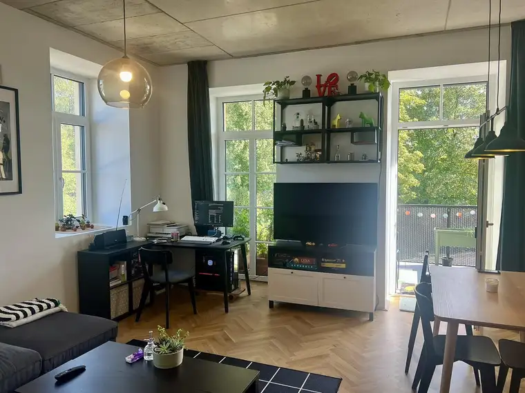Sonnige 2-Raum Wohnung mit Balkon in Grünruhelage - Jetzt informieren!