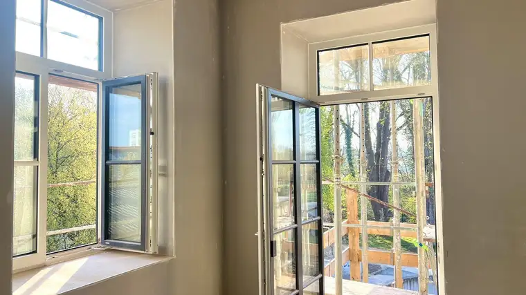 Sonnige 2-Raum Wohnung mit Balkon in Grünruhelage - Jetzt informieren!