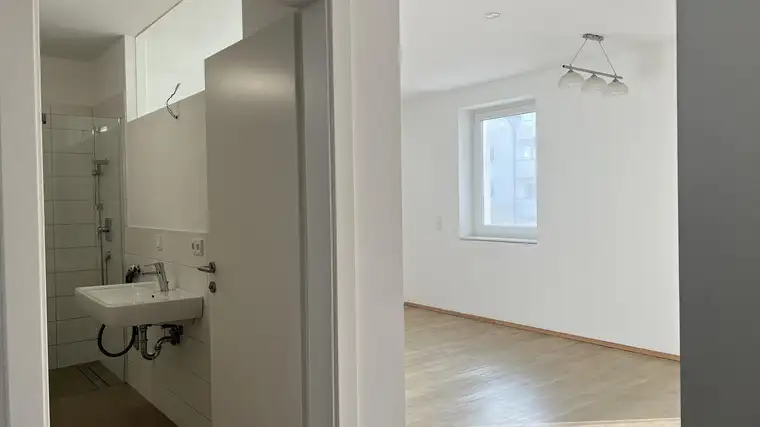 Linz | Helle 3 ZI-Wohnung mit großzügigem Balkon mit bester Infrastruktur