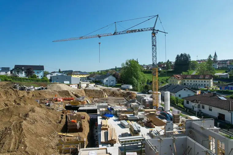 Hellmonsödt - Erdgeschoß - hochwertige Eigentumswohnung mit großzügigen Freiflächen - Marktleite