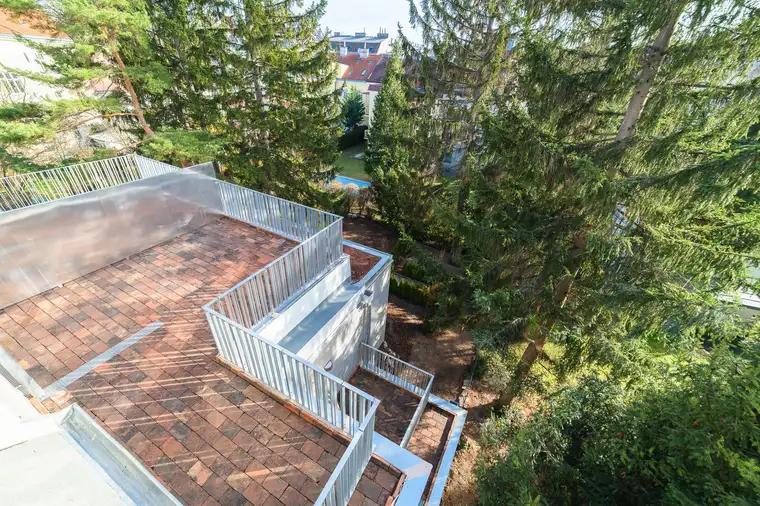 3-Zimmer-Wohnung mit 23 m² Terrasse im 13. Bezirk - Hietzing wartet auf Sie