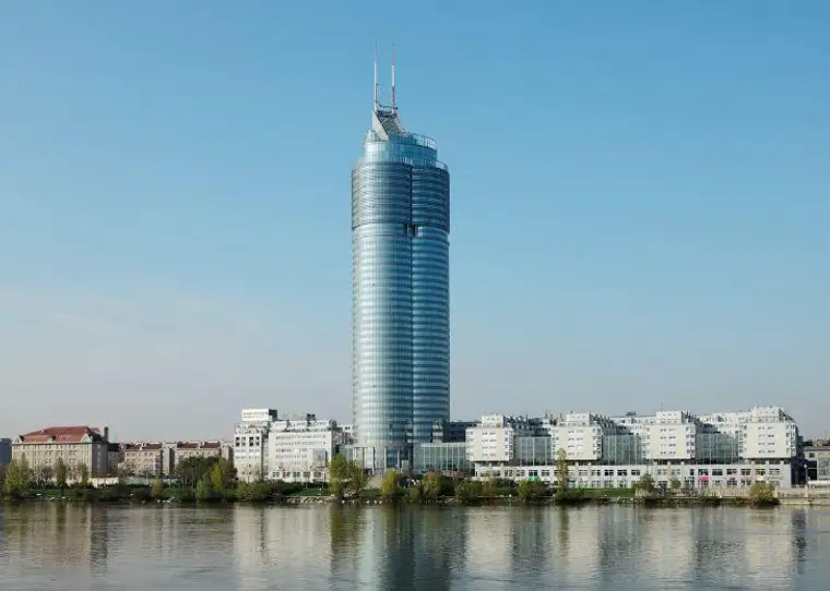Millennium Tower - SERVICIERTE BÜROS
