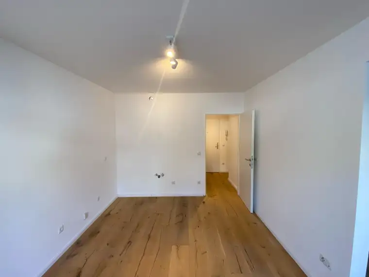 2-Zimmerwohnung mit Terrasse in angenehmer Lage