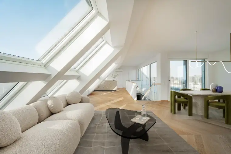 Dipl.-IM Daniela Schachinger, JP Immobilien