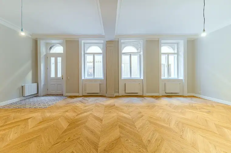 Kathrin Fercher, JP Immobilien