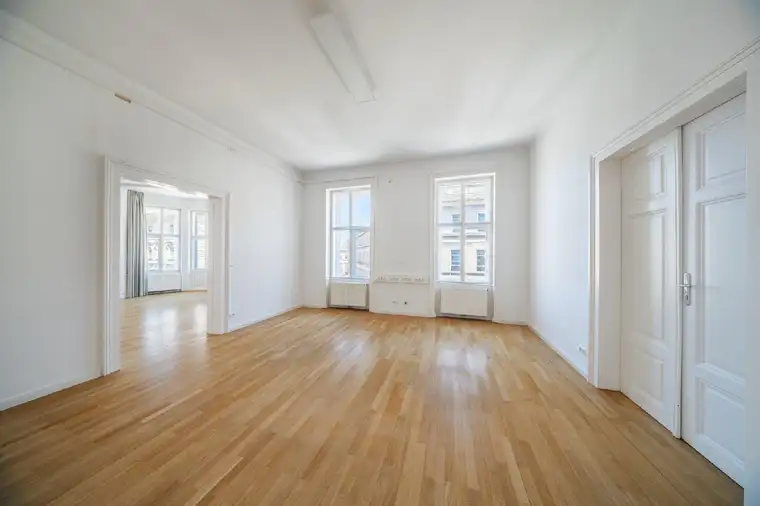 Kathrin Fercher, JP Immobilien