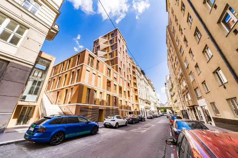 N°10 - Stellplatz in exklusiver Lage