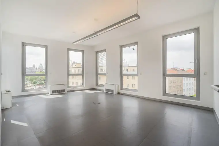 Kathrin Fercher, JP Immobilien