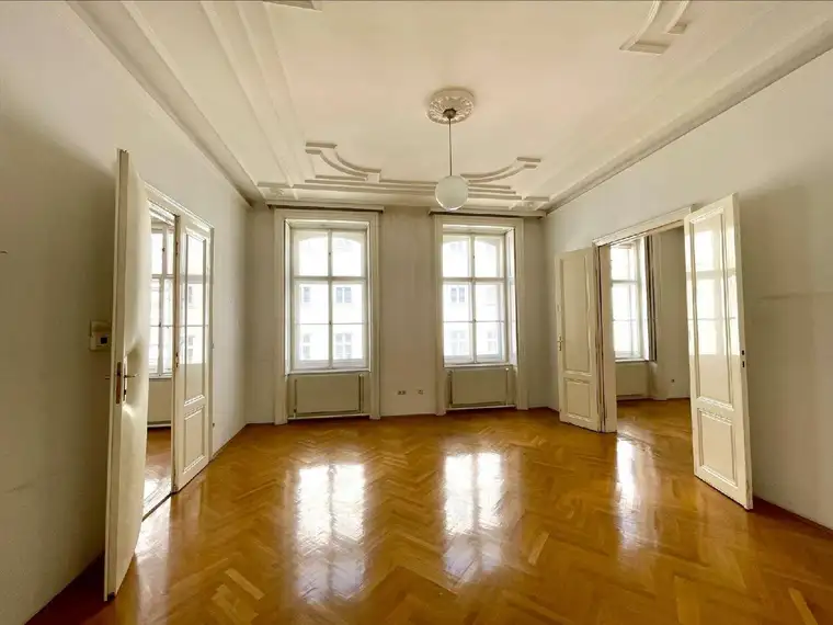 Kathrin Fercher, JP Immobilien