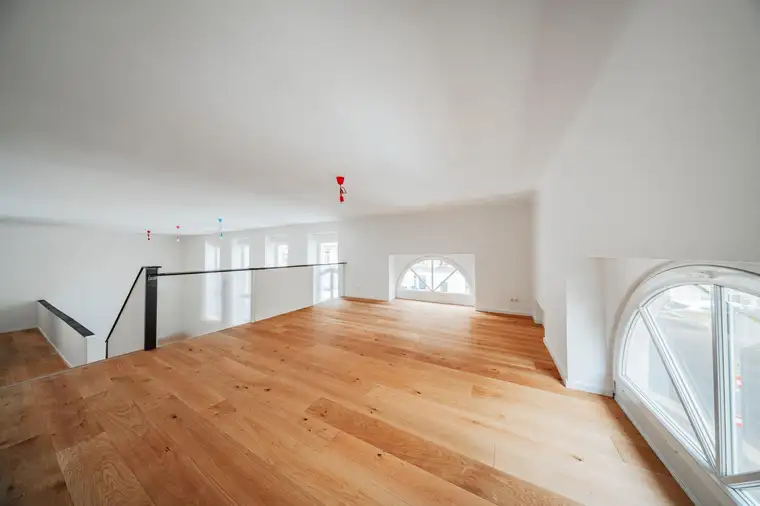 Kathrin Fercher, JP Immobilien
