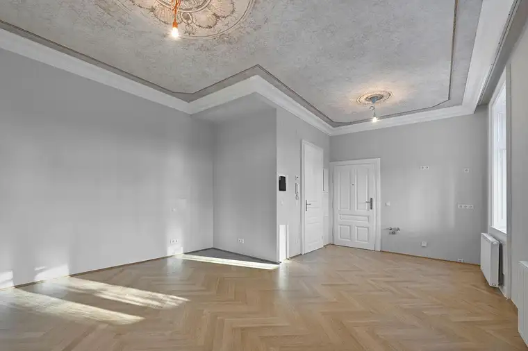 Vladimir Adamovic, JP Immobilien