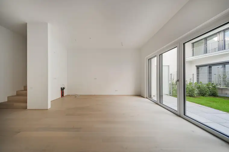 Vladimir Adamovic, JP Immobilien