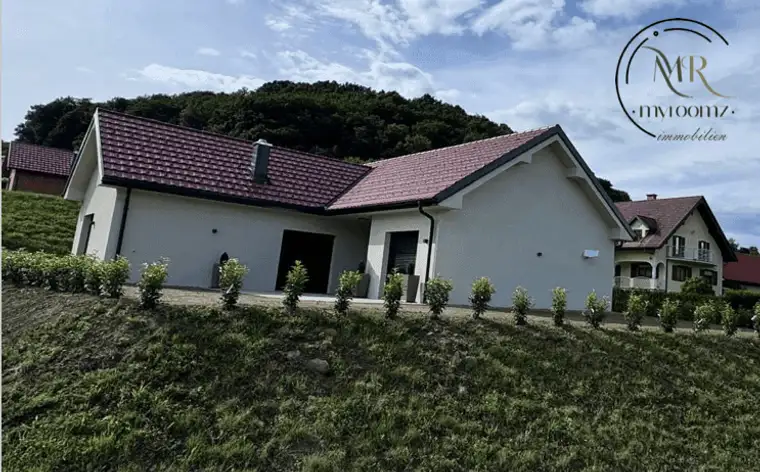 Sofortbezug! Möbliertes Neubau-Einfamilienhaus in Bad Gleichenberg/Nähe