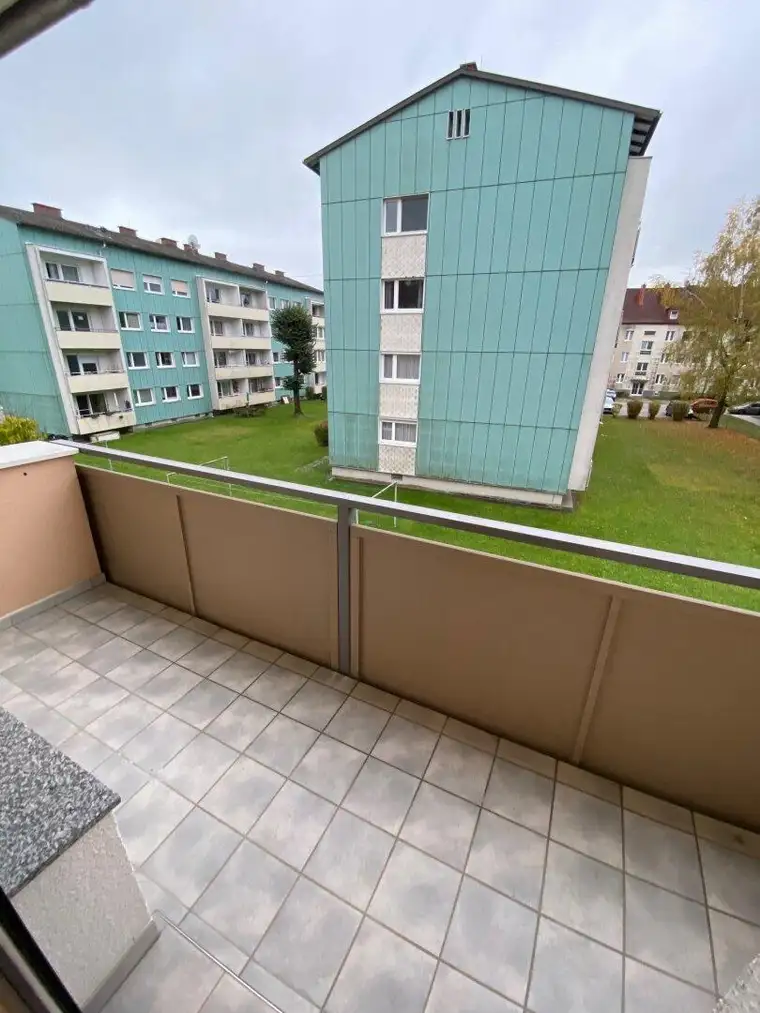 Digitales Angebotsverfahren: Neu renovierte Eigentumswohnung mit Balkon