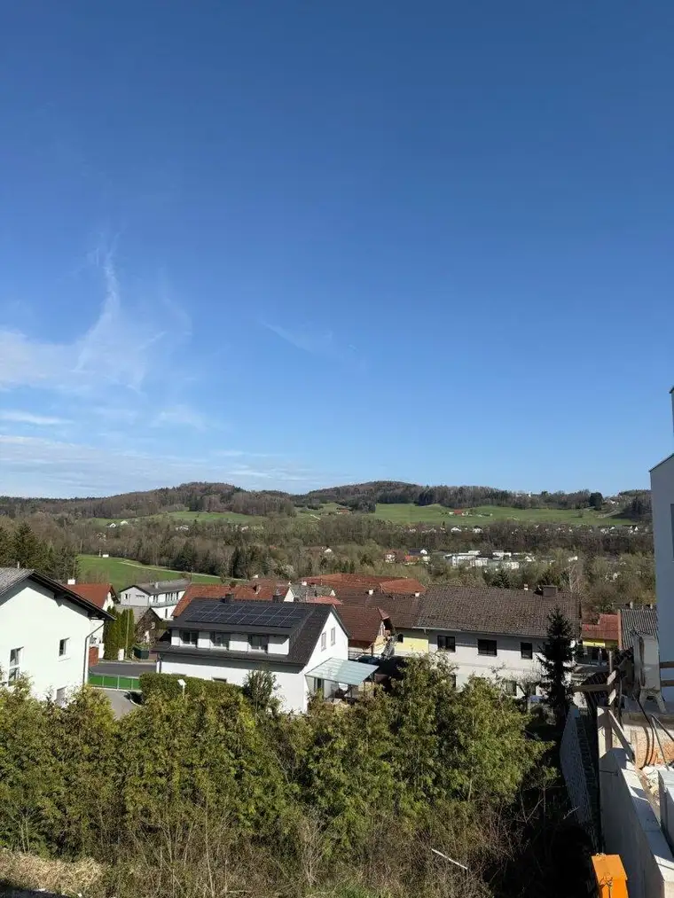 ***MÖGLICHKEIT*** Neuwertiges Haus (2023 erbaut) mit einem tollen Blick ins Grüne (PREIS LEISTUNG UNSCHLAGBAR)