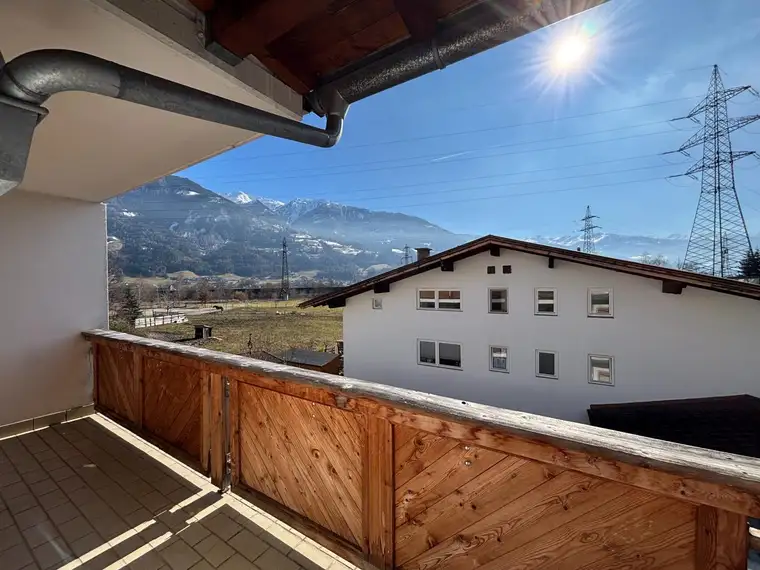 Sonnige 3-Zimmer-Wohnung mit Balkon in Stans