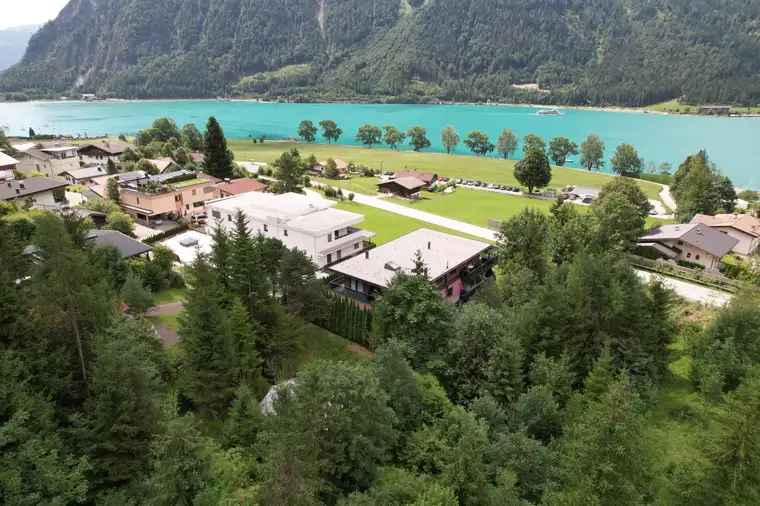 Großzügiges Grundstück in Maurach am Achensee