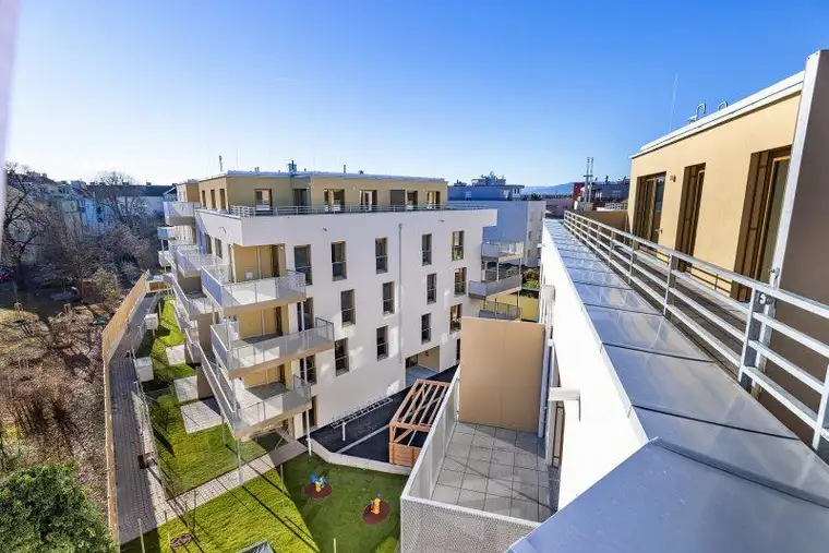 KOLL.home: EIGENTUM IN ZENTRALER LAGE - WO SCHÖNES WOHNEN EIN ZUHAUSE FINDET 
FRÜHLINGSAKTION !