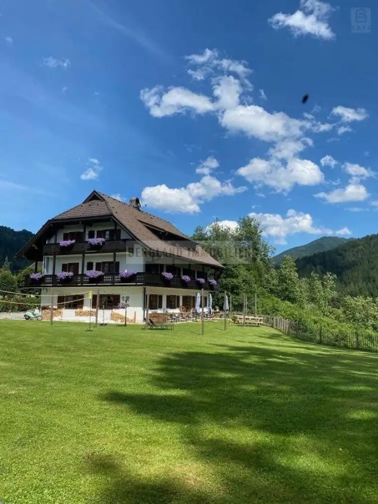 Pensionen in Arriach zu verkaufen.