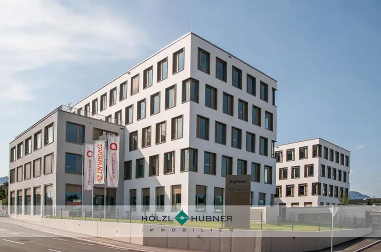 Moderne Bürofläche mit Terrasse im "AlpAreal" Salzburg