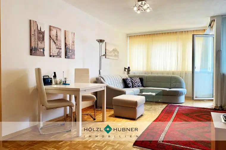Große Garconniere mit Loggia in zentraler Wohnlage