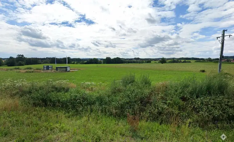 Baurecht: Gewerbegrundstück in bester Sichtlage