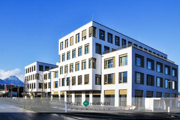 Penthouse Büro im Westen von Salzburg