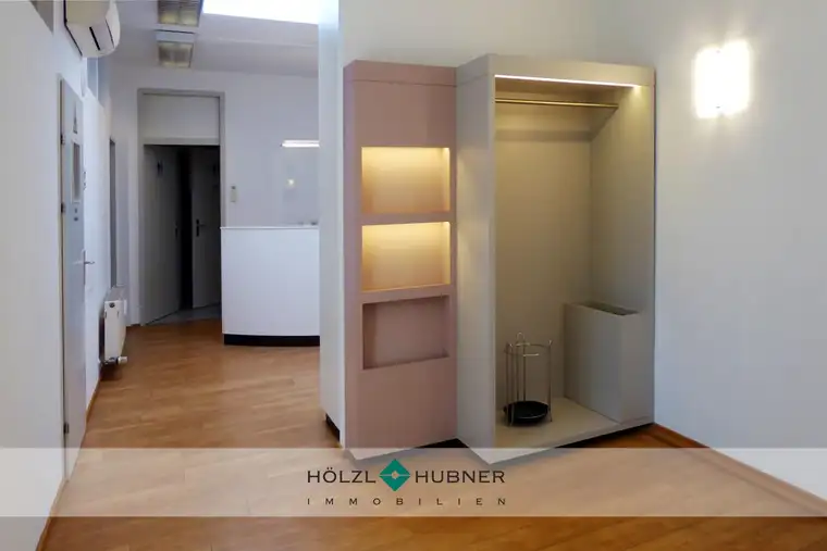 Helles Büro in bestens erreichbarer Lage