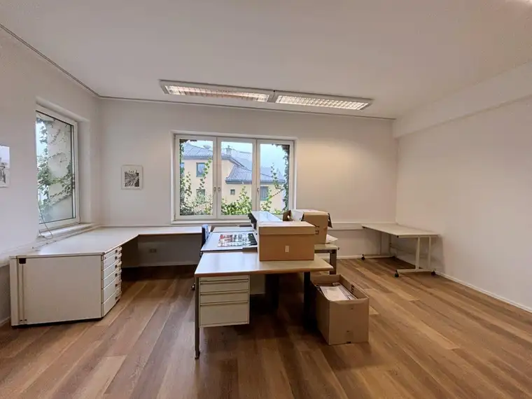 Büro- oder Praxisflächen im Nonntal!