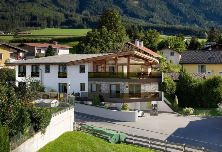 Neubau Gartenwohnung mit Terrasse