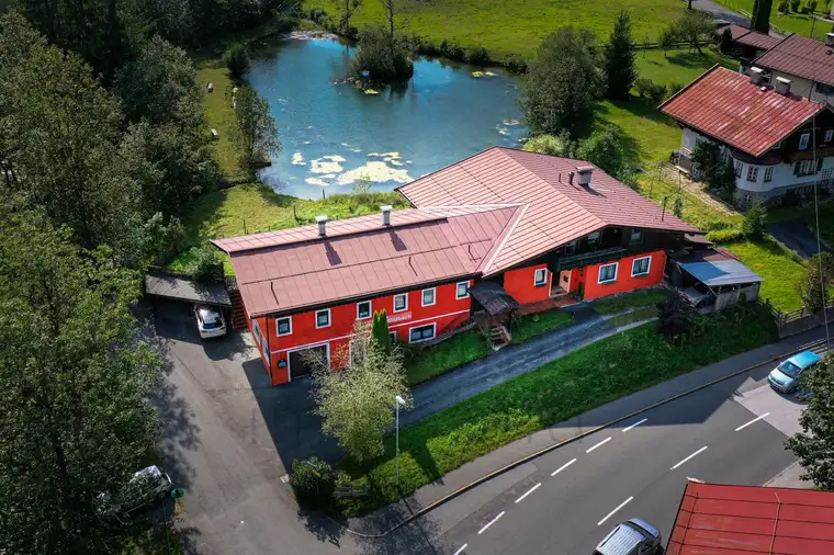 Traumgrundstück mit Altbestand in Gasteig