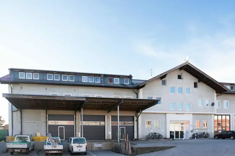 Offices in Bergheim/Siggerwiesen