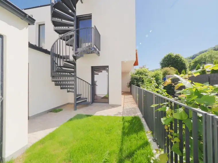 Exklusiver Neubau mit Bachkulisse &amp; Smart Home in Kaltenleutgeben!