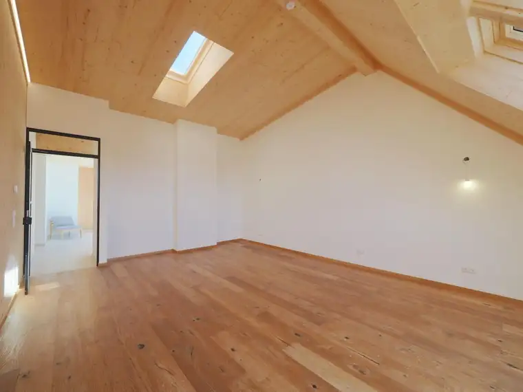 OPEN HOUSE FREITAG 14.00 - 16:00 UHR! Provisionsfrei! Harmonische Wohnqualität mit Grünblick!