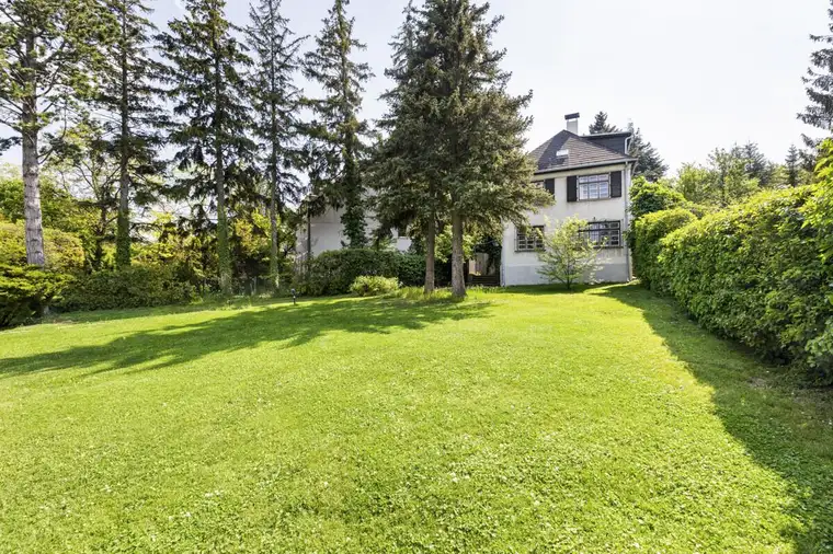 Verstecktes Juwel mit Fernblick in Sackgasse! Brunn am Gebirge!