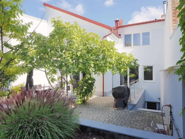Modernes Refugium mit Stil und Wohlfühlcharakter in Brunn am Gebirge!