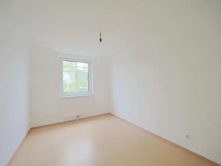 Wohnen in Brunn am Gebirge – 3 Zimmer mit Balkon, eigenem Parkplatz und tolle Infrastruktur!