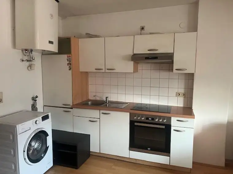 Charmante 1-Zimmer-Dachgeschosswohnung in Graz Eggenberg – Ideal für Studenten und Singles!