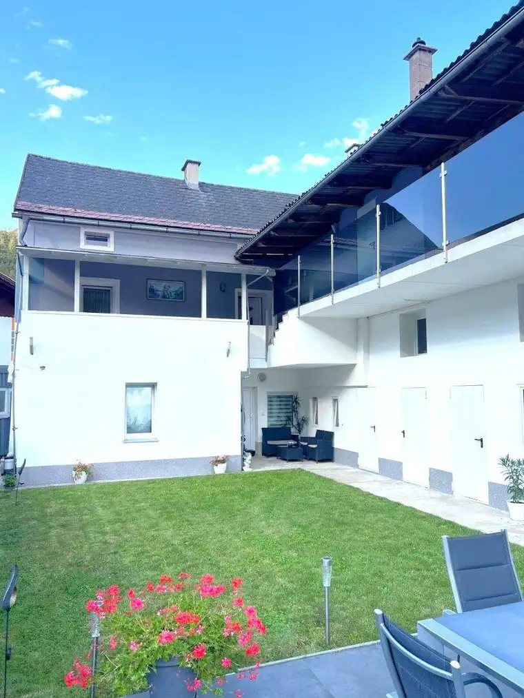 Zweifamilienhaus in Böhlerwerk