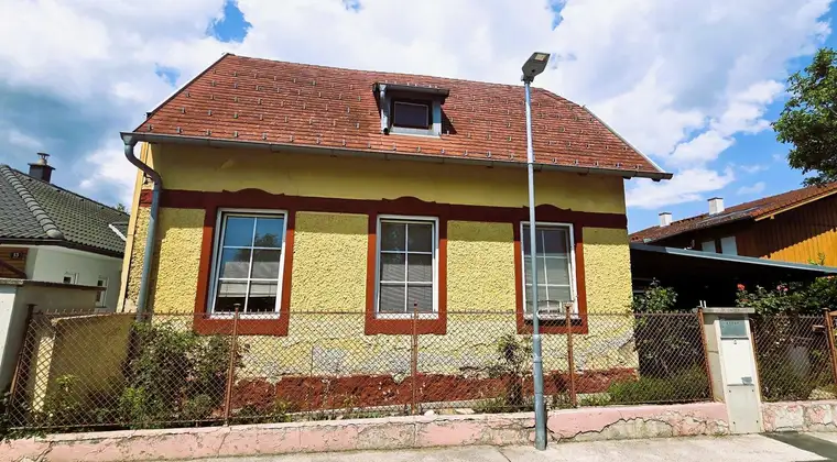 Sanierungsbedürftiges Haus – Grundstück mit ca. 486 m² in Tribuswinkel bei Baden