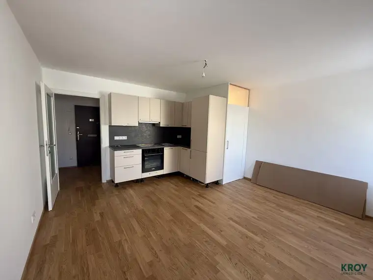 Neu renovierte 2,5 Zimmerwohnung Josefiau